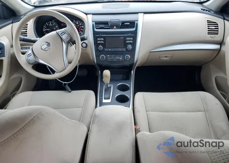 2015 Nissan Altima 2.5 from USA, damaged, VIN 1N4AL3AP8FC211937